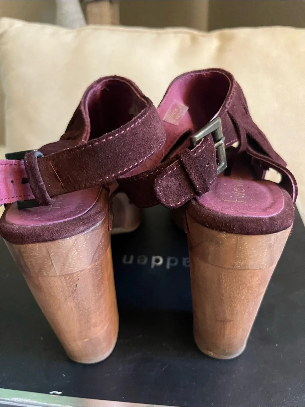 Five Worlds burgundy suede